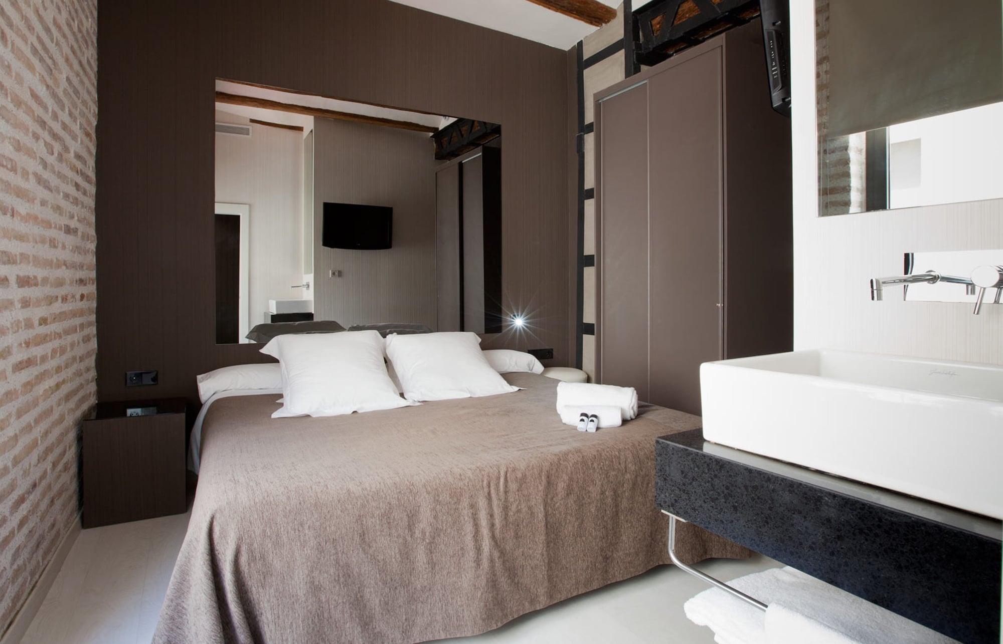 Cosy Embajador Valencia